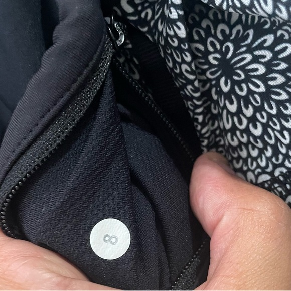 Lululemon Run: Pace Setter Skirt *4-way Stretch - Picture 6 of 6